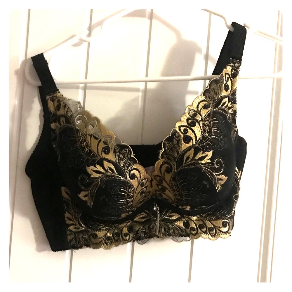 Boutique detailed bra